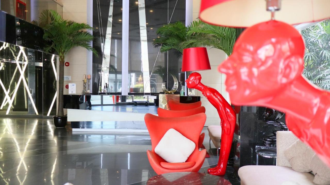 Nova Express Pattaya Hotel Exterior photo