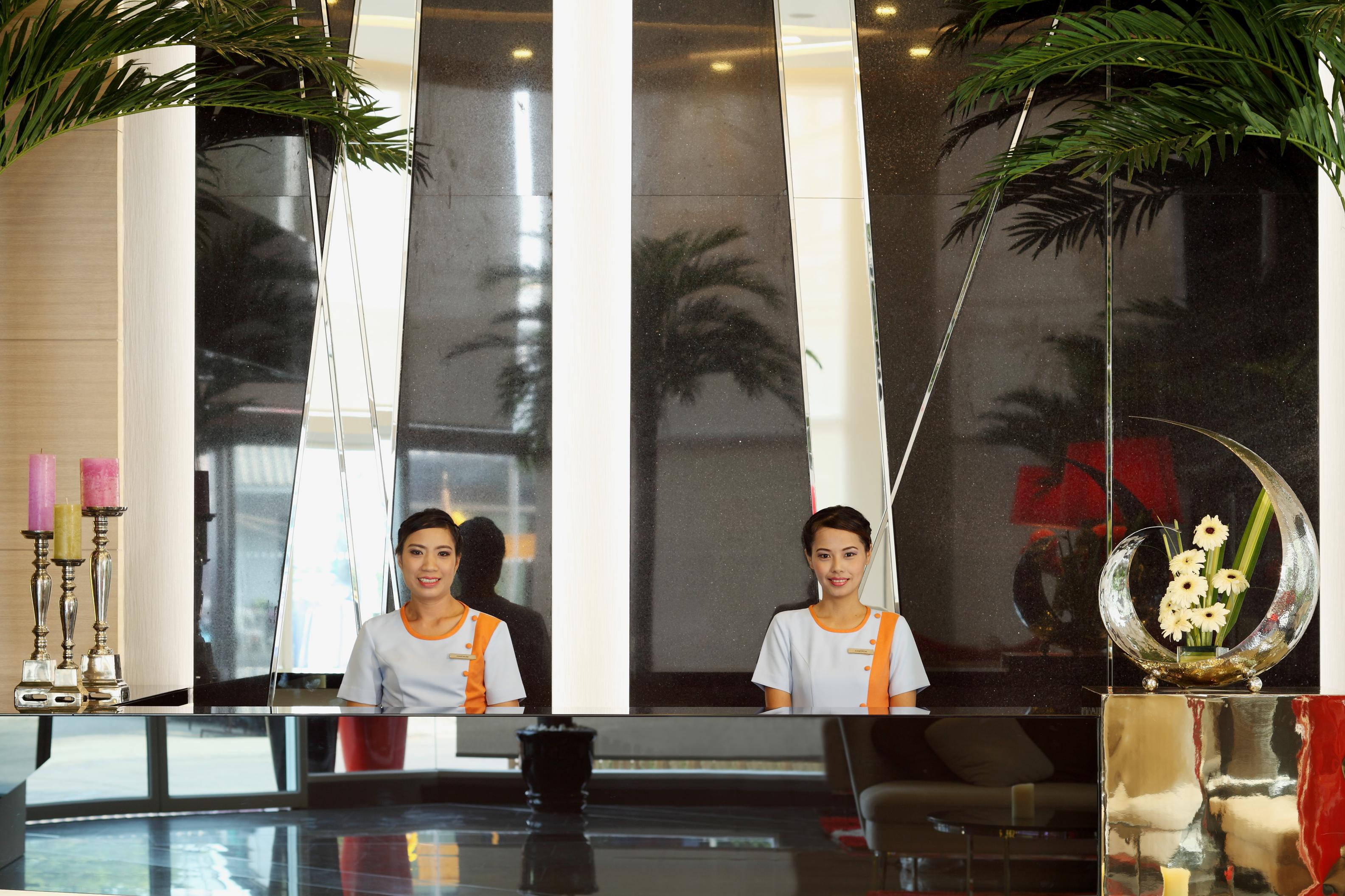 Nova Express Pattaya Hotel Exterior photo